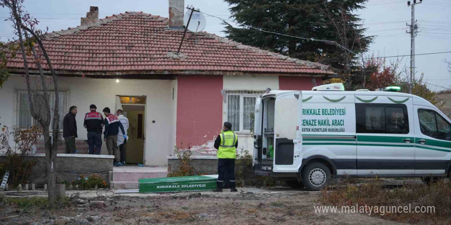 Kırıkkale’de şizofren hastası dehşet saçtı: Eniştesini öldürdü, annesini ağır yaraladı