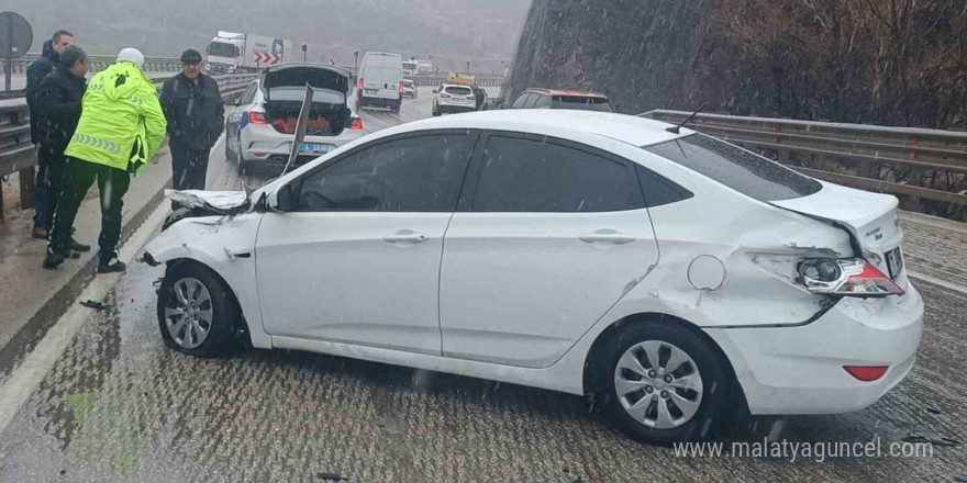 Kırıkkale’de trafik kazası: 3 yaralı