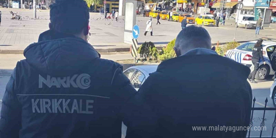 Kırıkkale’de uyuşturucu ticareti yapan 2 şüpheli tutuklandı