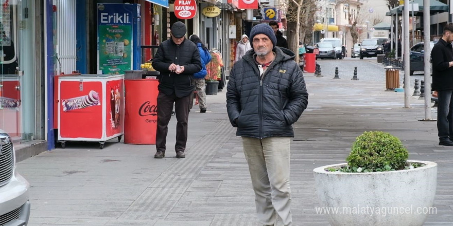 Kırklareli sokaklarında Ferdi Tayfur şarkıları