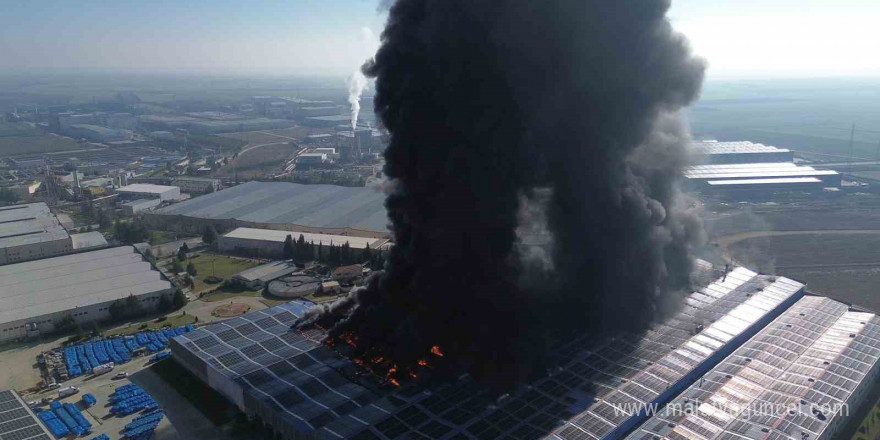 Kırklareli’nde oyuncak fabrikasındaki yangın dronla görüntülendi