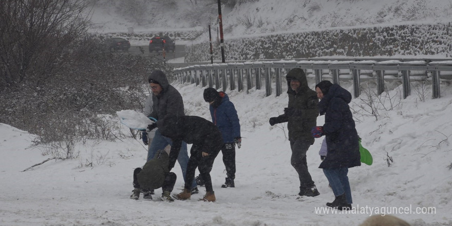 Kırklareli’nde vatandaşlar karın tadını çıkardı