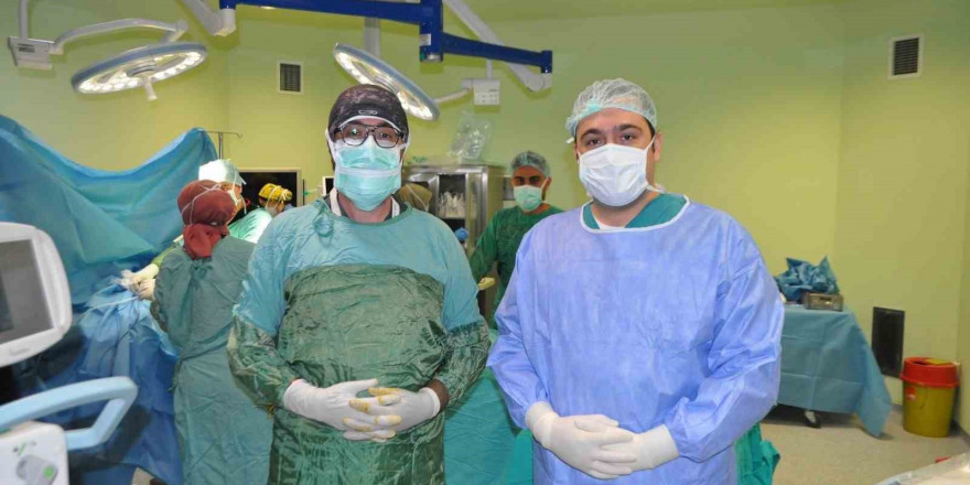 Kırşehir’de skolyoz ameliyatı yapıldı