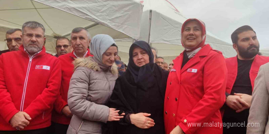 Kızılay Genel Başkanı Yılmaz: “İnsana insan olduğu için değer veren bir hareketin 156 yıllık mirasçılarıyız”