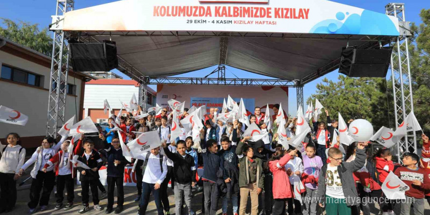 'Kızılay Haftası Sokağı' etkinlikleri başladı