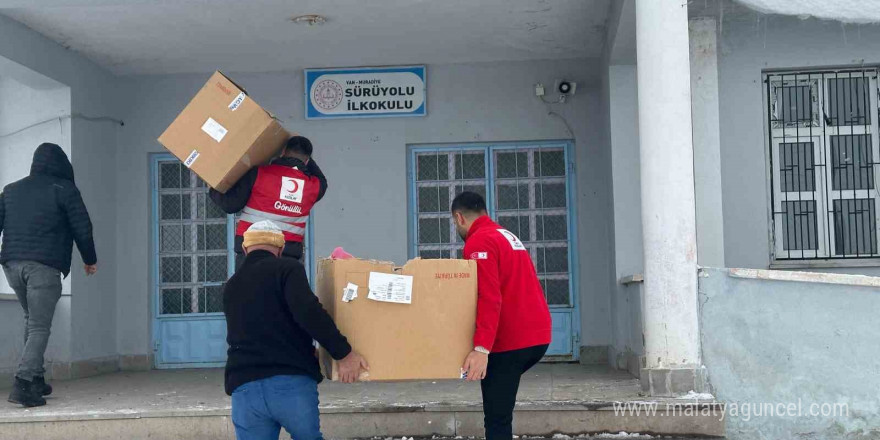 Kızılay’dan ihtiyaç sahibi ailelere destek