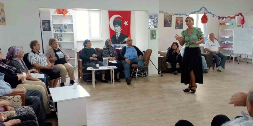 Koca çınarlara alzheimer anlatıldı