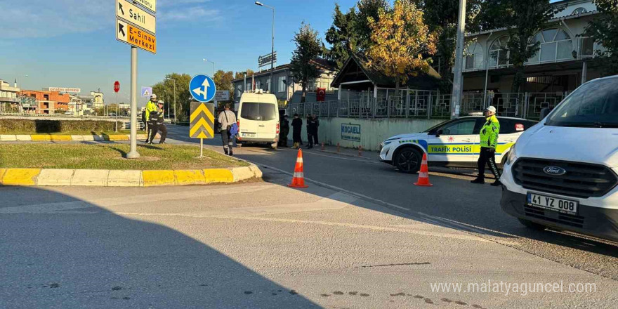 Kocaeli’de şüpheli çanta polisi alarma geçirdi