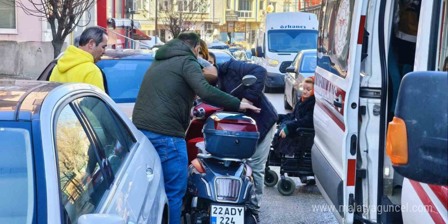 Kontrolden çıkan motosiklet devrildi: 1 yaralı