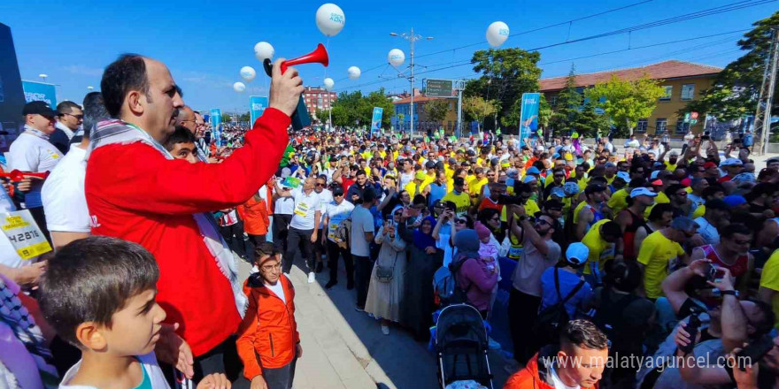 Konya Büyükşehir 2024 yılında 220 bin kişiye spor hizmeti verdi