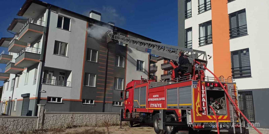 Konya’da apartmanda yangın paniği