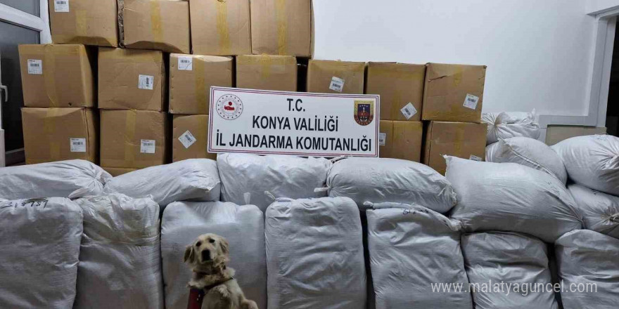 Konya’da durdurulan tırda bin 822 kilogram kaçak tütün ele geçirildi