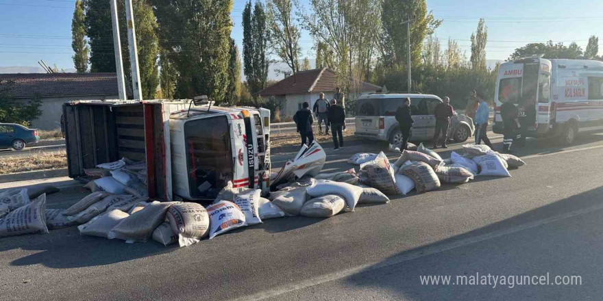 Konya’da kamyonetle hafif ticari araç çarpıştı: 3 yaralı