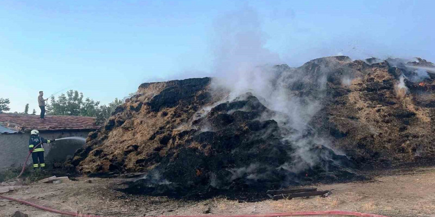 Konya’da saman balyaları yandı, tavuklar telef oldu