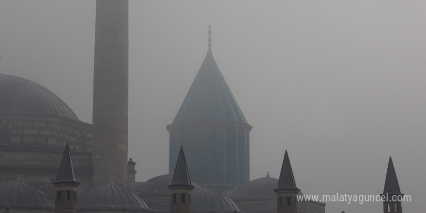 Konya’da yoğun sis etkili oldu