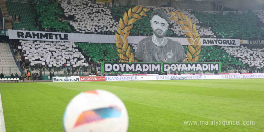 Konyaspor - Fenerbahçe maçında Ahmet Çalık anıldı