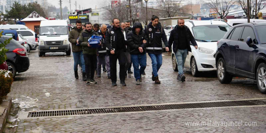 Kooperatif hissesi vaadiyle 30 milyonluk vurgun yapan şahıslar adliyeye sevk edildi