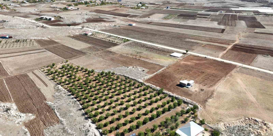 Korkuteli Taşkesiği’ne kapalı devre sulama sistemi kuruldu