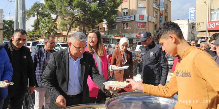 Köşk emniyeti yeni araçları için pilav hayrı gerçekleştirdi