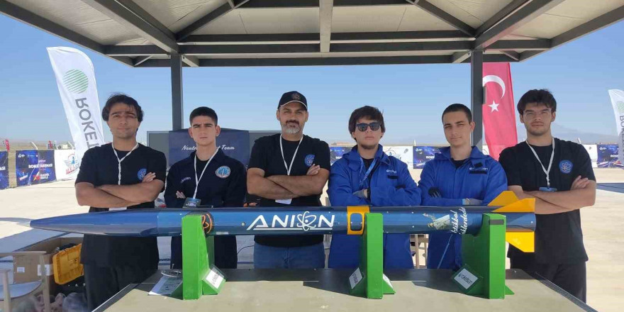 Köyceğiz Neutron Rocket Team ilk gün finalde atış hakkı kazandı