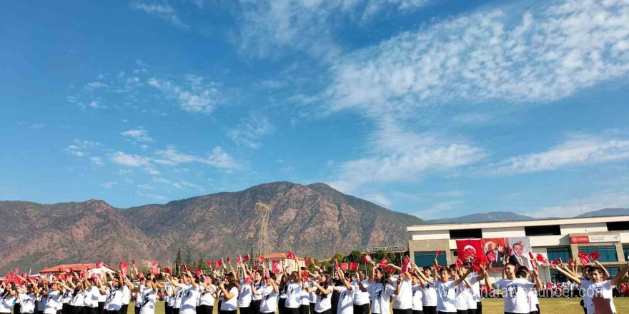 Köyceğiz’de cumhuriyetin 101. Yılı coşkuyla kutlandı