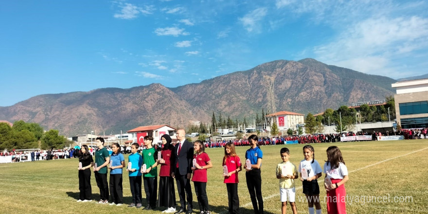 Köyceğiz’de cumhuriyetin 101. Yılı coşkuyla kutlandı