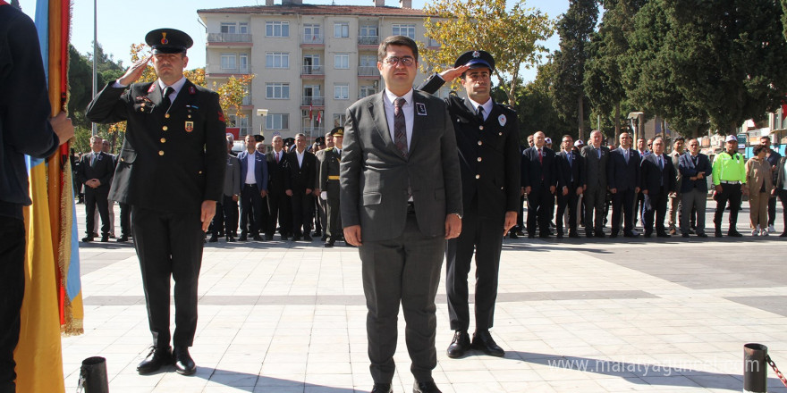 Kula’da Cumhuriyet Bayramı kutlamaları başladı