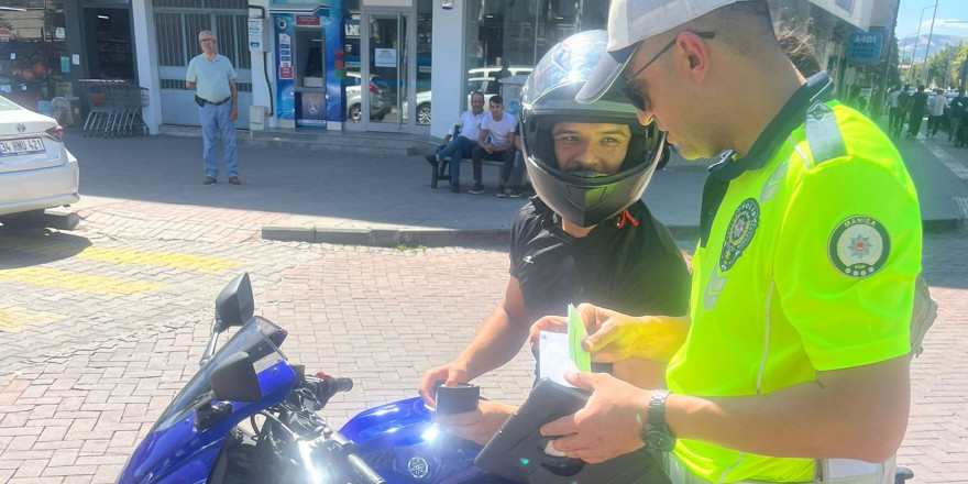 Kula’da motosikletlere özel denetim; 65 bin TL ceza yazıldı