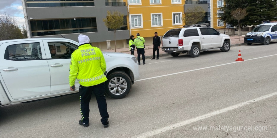 Kulu’da trafik denetimleri sürüyor