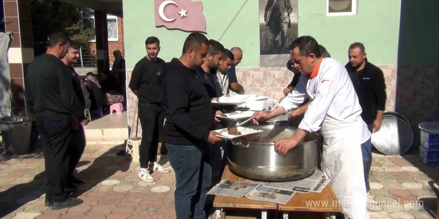 Kumbaba köyünde kurbanlar kesildi, şükür duaları yapıldı