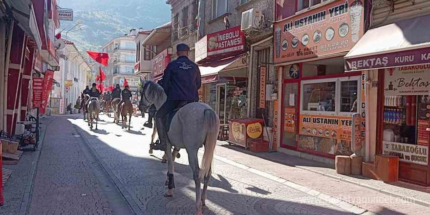 Kurtuluş Savaşı’nın simgesi İstiklal Yolu’nda anlamlı sürüş