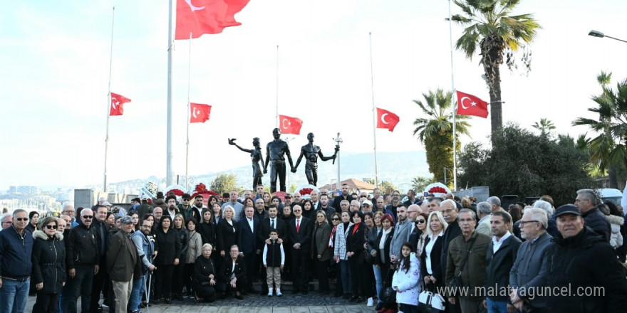 Kuşadası Ata’sını saygı ve özlemle andı