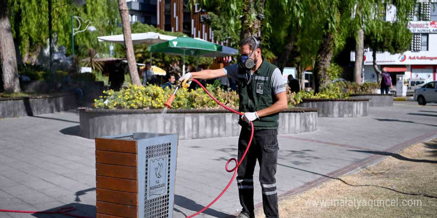 Kuşadası Belediyesi ilaçlama çalışmalarına devam ediyor