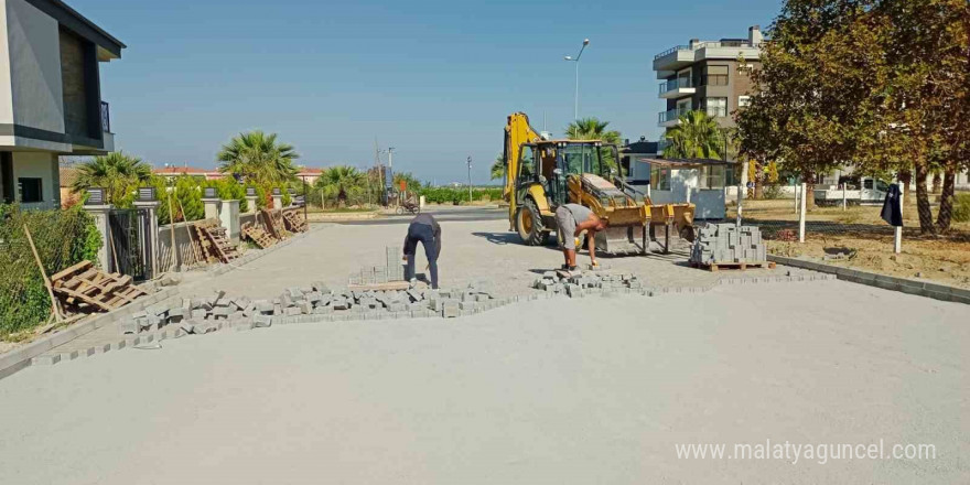 Kuşadası Belediyesi kente yeni yollar kazandırmak için kesintisiz çalışıyor