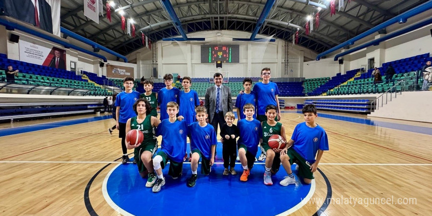 Kütahya Belediyespor U14 Erkek Basketbol Takımı il şampiyonu oldu