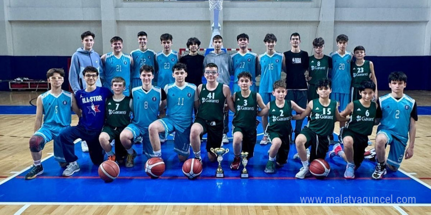 Kütahya Belediyespor’un U16 takımları şampiyonada göz doldurdu