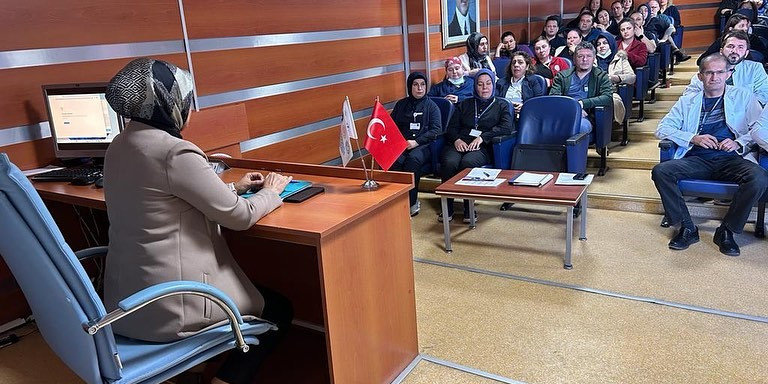 Kütahya Evliya Çelebi Hastanesinde yılsonu sağlık bakım hizmetleri masaya yatırıldı