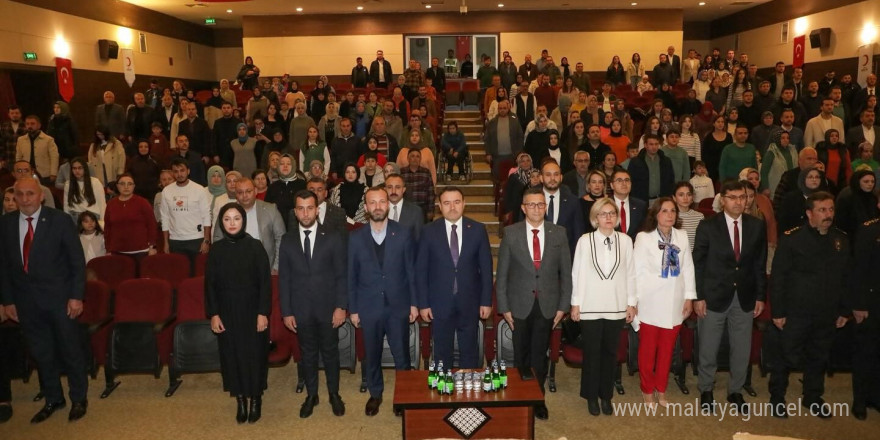 Kütahya’da gönüllü ve bağışçılara teşekkür plaketi