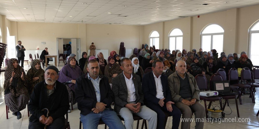 Kütahya’da 'Mahallede Aile Atölyesi' sevindiriyor