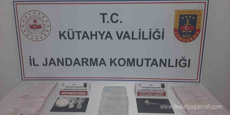 Kütahya’da uyuşturucu operasyonu, 2 şahıs tutuklandı