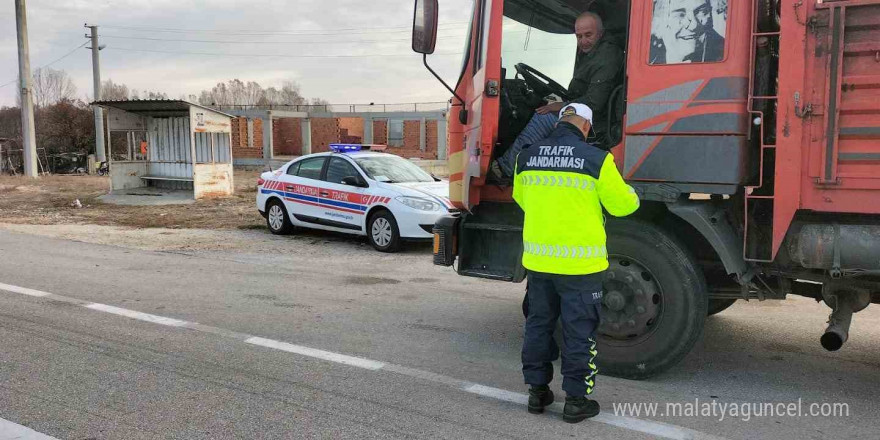 Kütahya’da yük ve yolcu taşımacılığına yönelik denetimler yapıldı