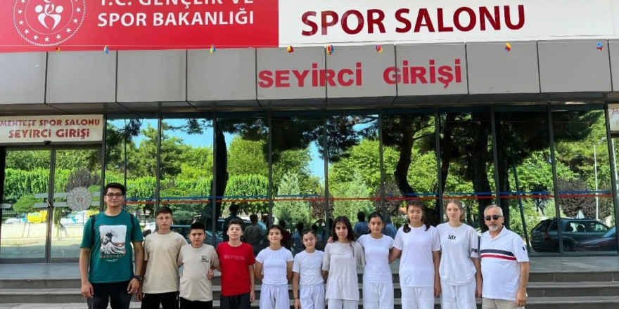 Kütahyalı genç sporculardan gururlandıran başarı