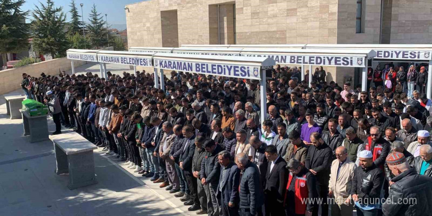 Lisede arkadaşı tarafından öldürülen öğrenci son yolculuğuna uğurlandı