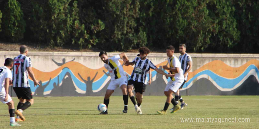 Maça bir gün kala lisansları çalınan futbolcular, sahaya çıkmayı başarsalar da maçı kazanamadılar