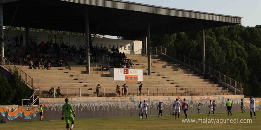 Maça bir gün kala lisansları çalınan futbolcular, sahaya çıkmayı başarsalar da maçı kazanamadılar