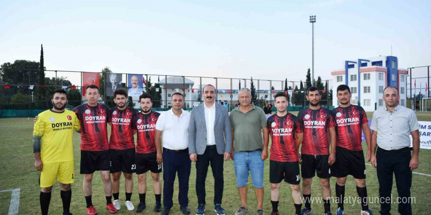 Mahalleler arası futbol turnuvasında heyecan sürüyor