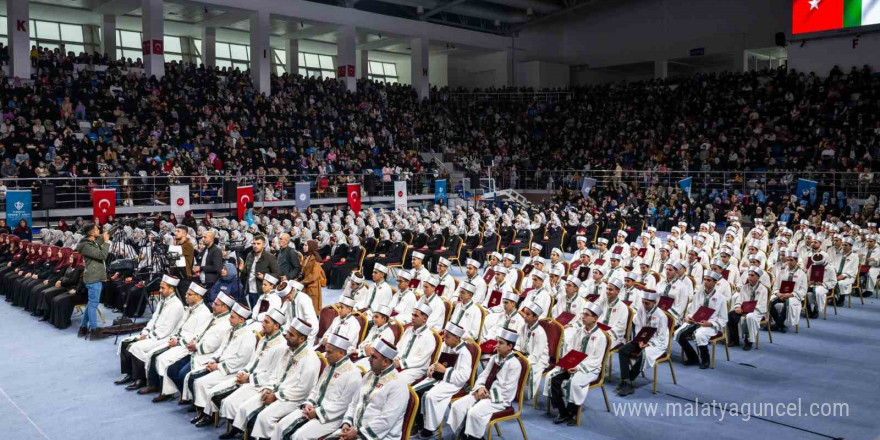 Malatya’da 244 hafızlık öğrencisi icazet belgesi aldı