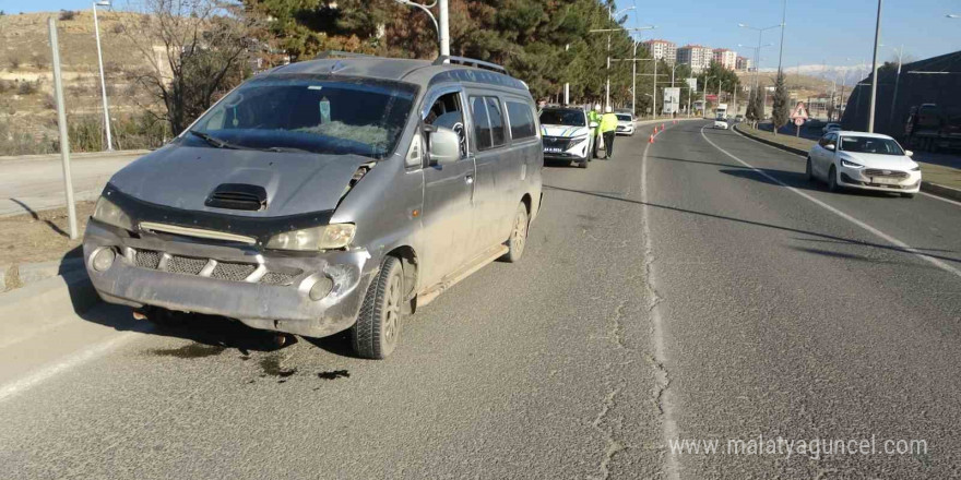 Malatya’da 5 araçlı zincirleme kaza: 2 yaralı