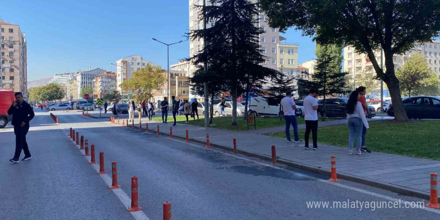 Malatya’da 5.9 büyüklüğündeki deprem Kayseri’de hissedildi