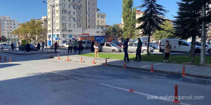 Malatya’da 5.9 büyüklüğündeki deprem Kayseri’de hissedildi